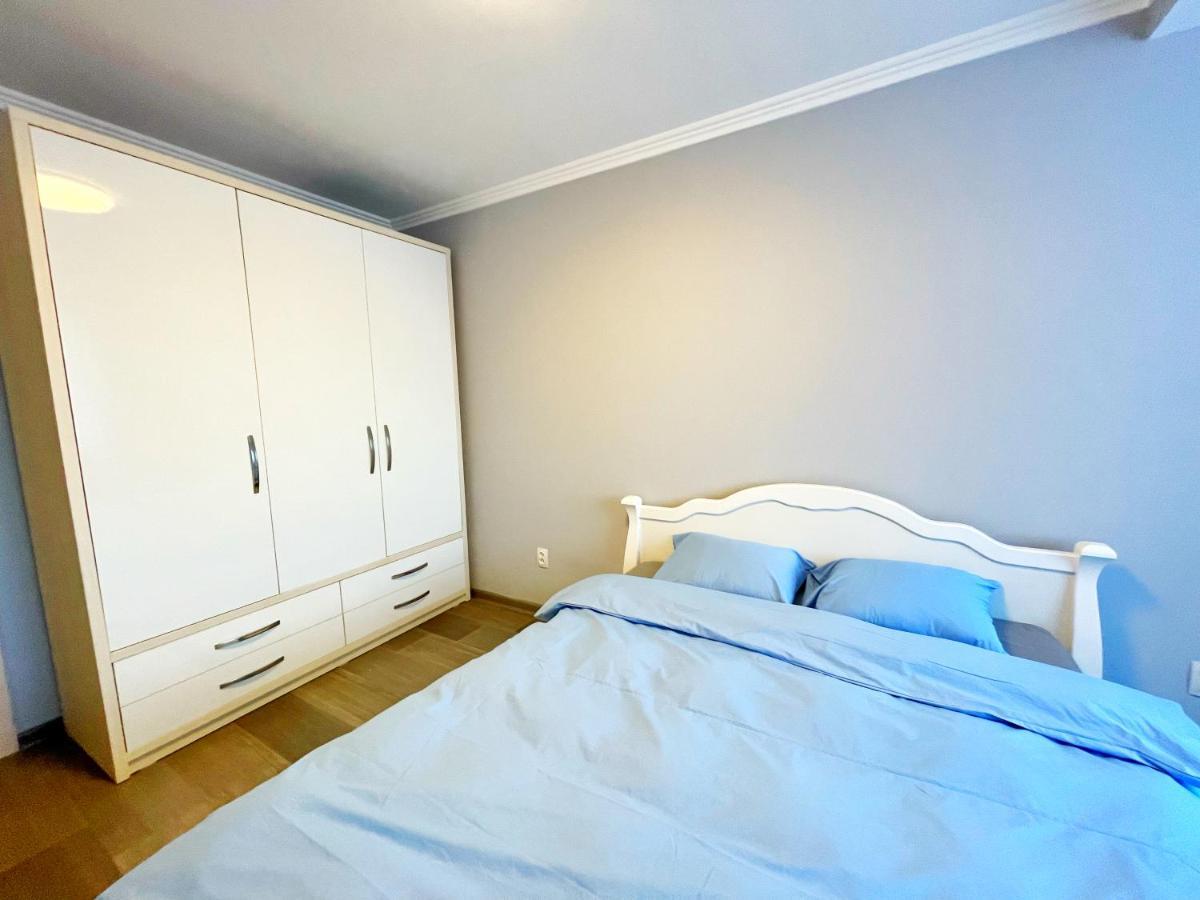 Luxury Central Flat Chisinau Exterior photo